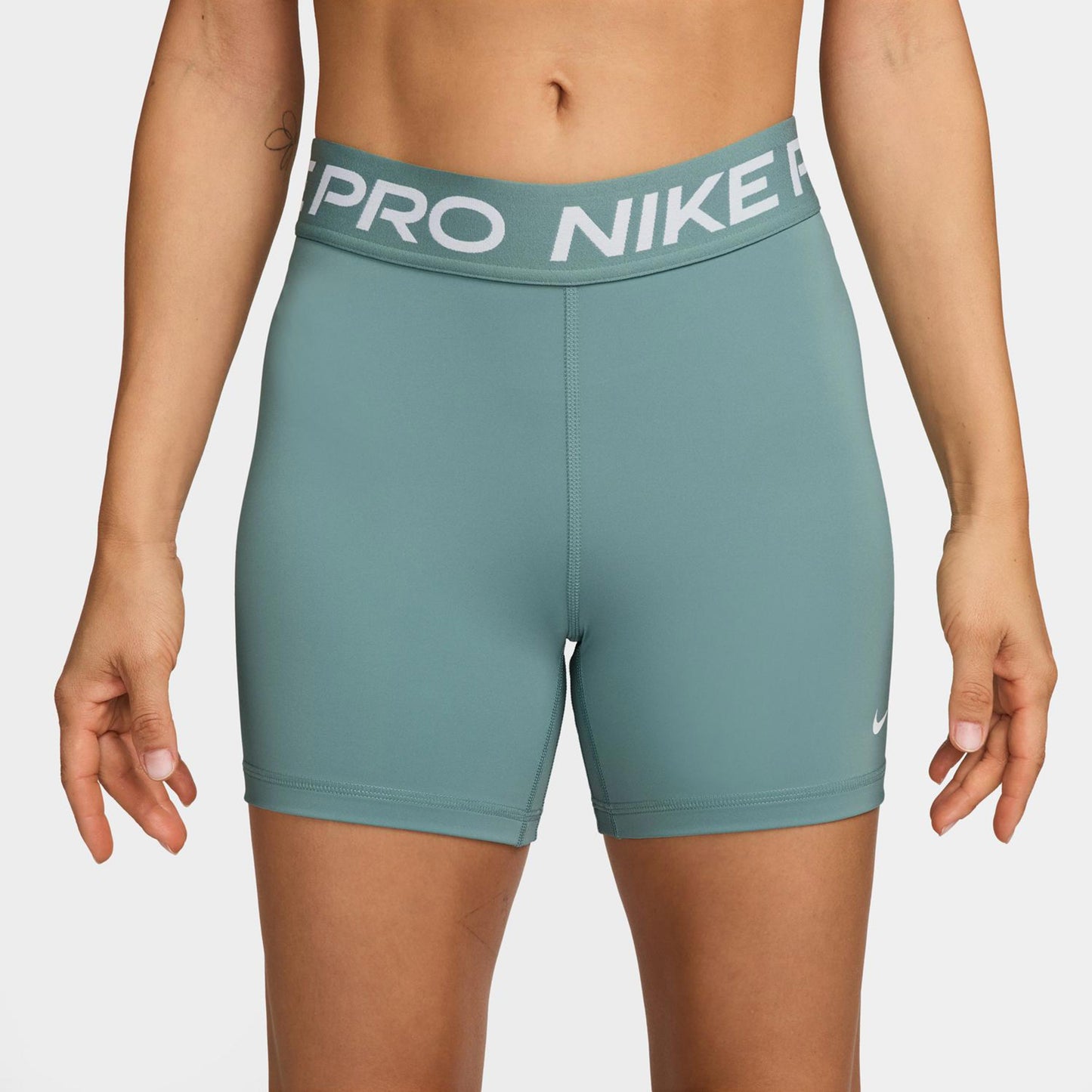 Nike Pro 365 5in Shorts Dames-Salie