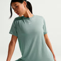 One Relaxed Dri-Fit  T-shirt Dames - salie