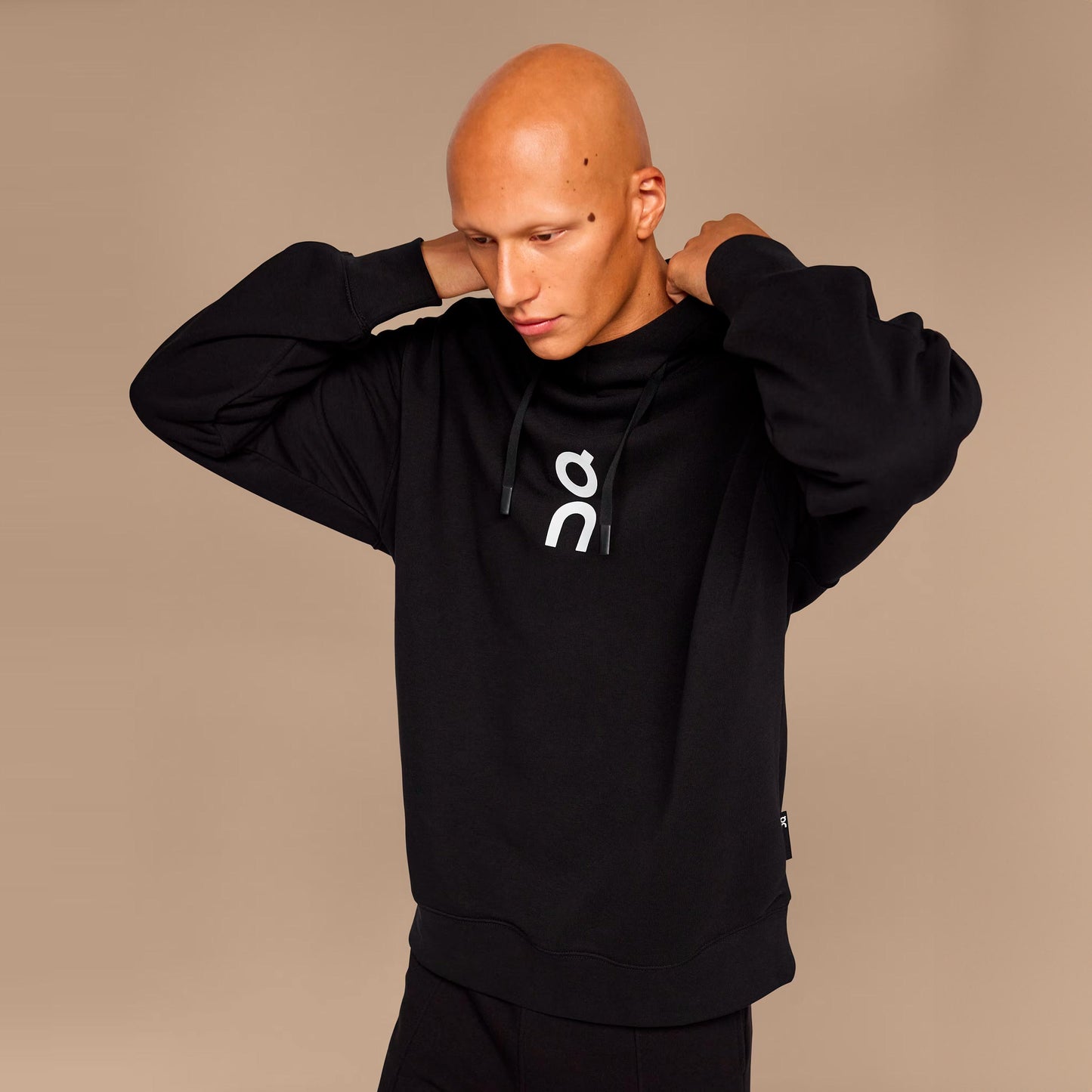 On Club Sweater met capuchon Heren - zwart, wit