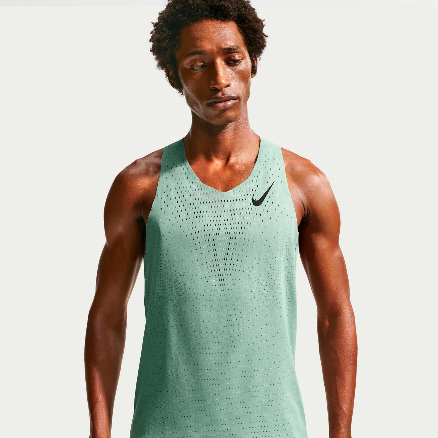 Nike AeroSwift Hardloopshirt Heren - olijf, zwart