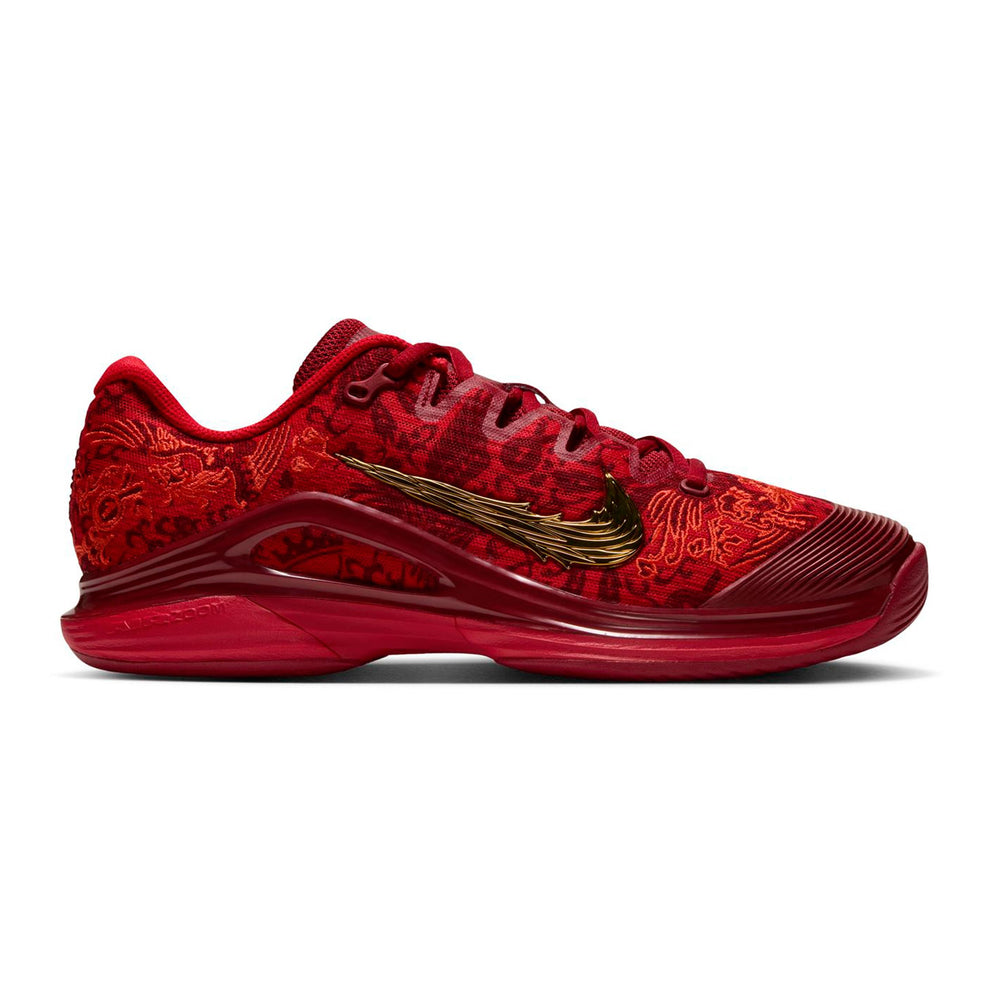 Qinwen Zheng Vapor 12 Allcourt schoen Dames-rood, goud | Tennis-Point