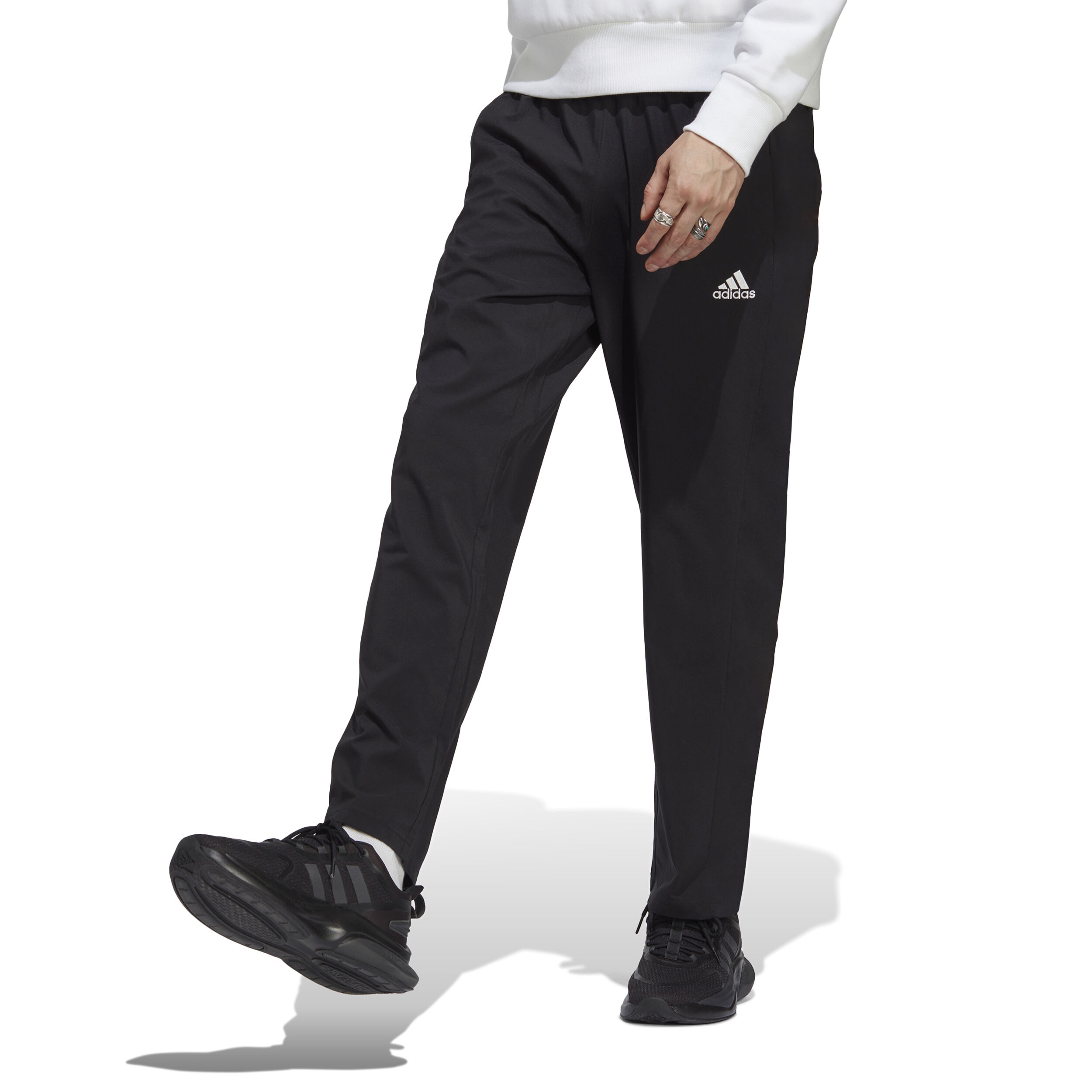 Buy adidas Essentials AEROREADY Embroidered Small Logo Trainingsbroek Heren Zwart Wit online Tennis Point NL