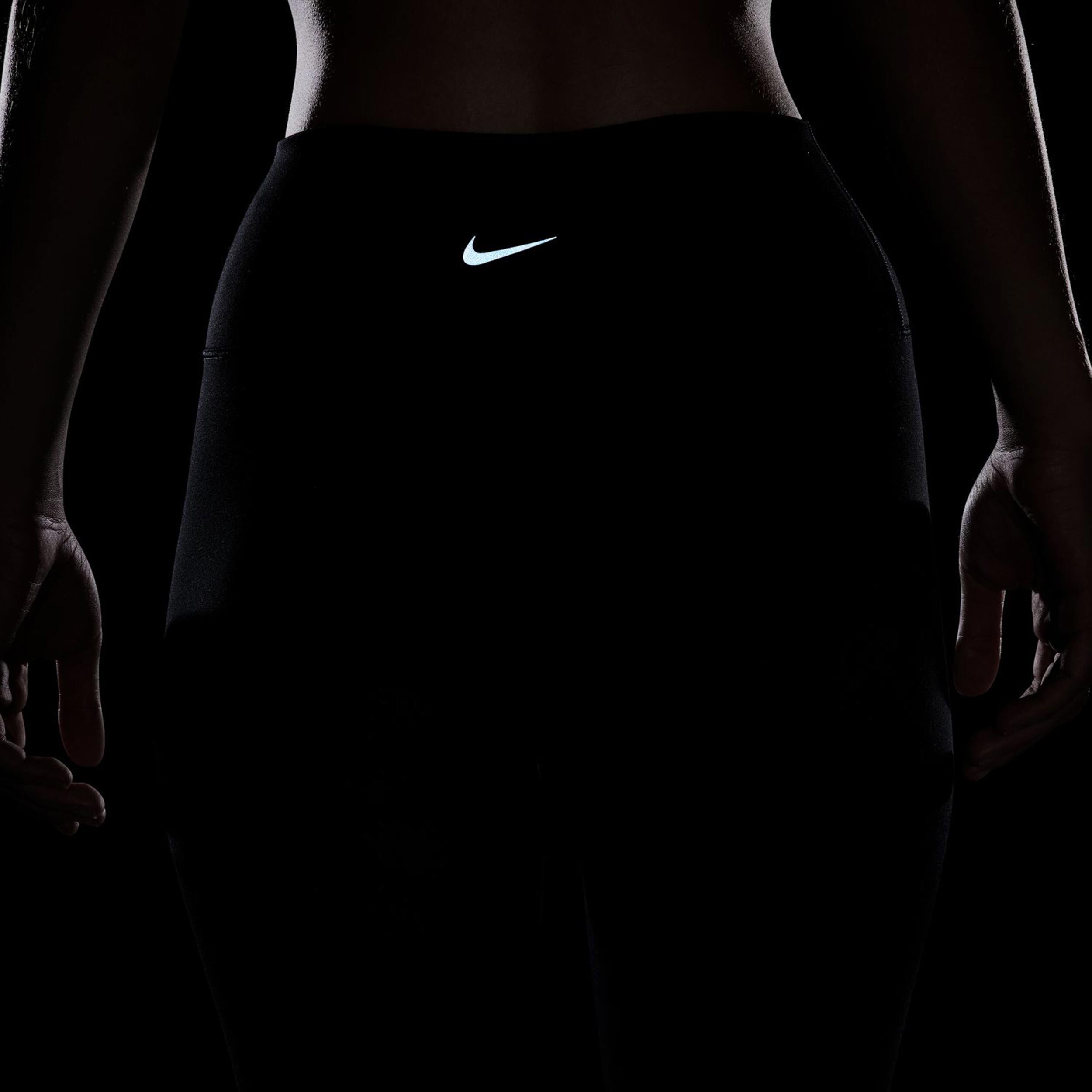 Buy Nike Dri Fit One High Waisted Capri Tight Dames Zwart online Tennis Point NL