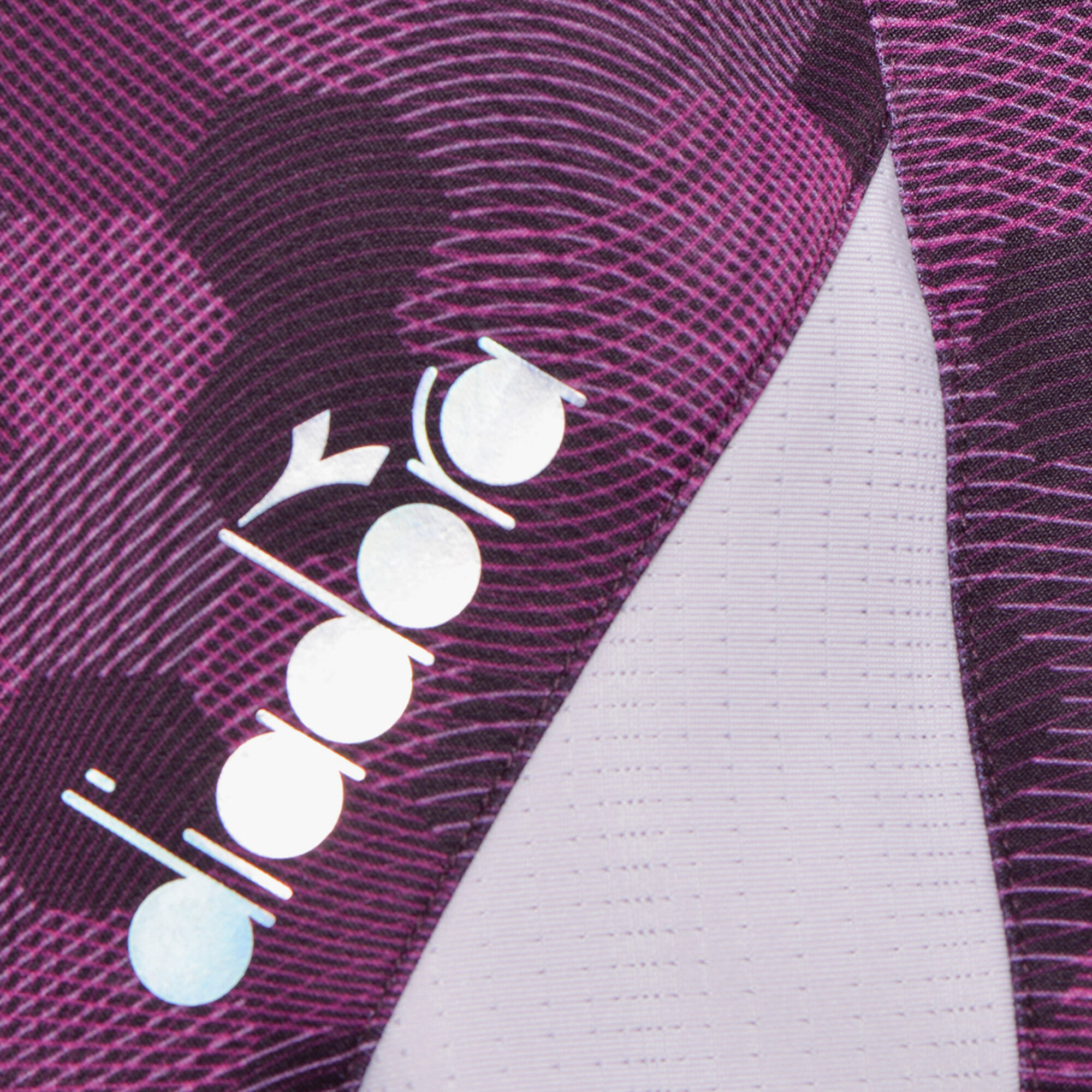 Diadora