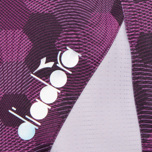 Diadora