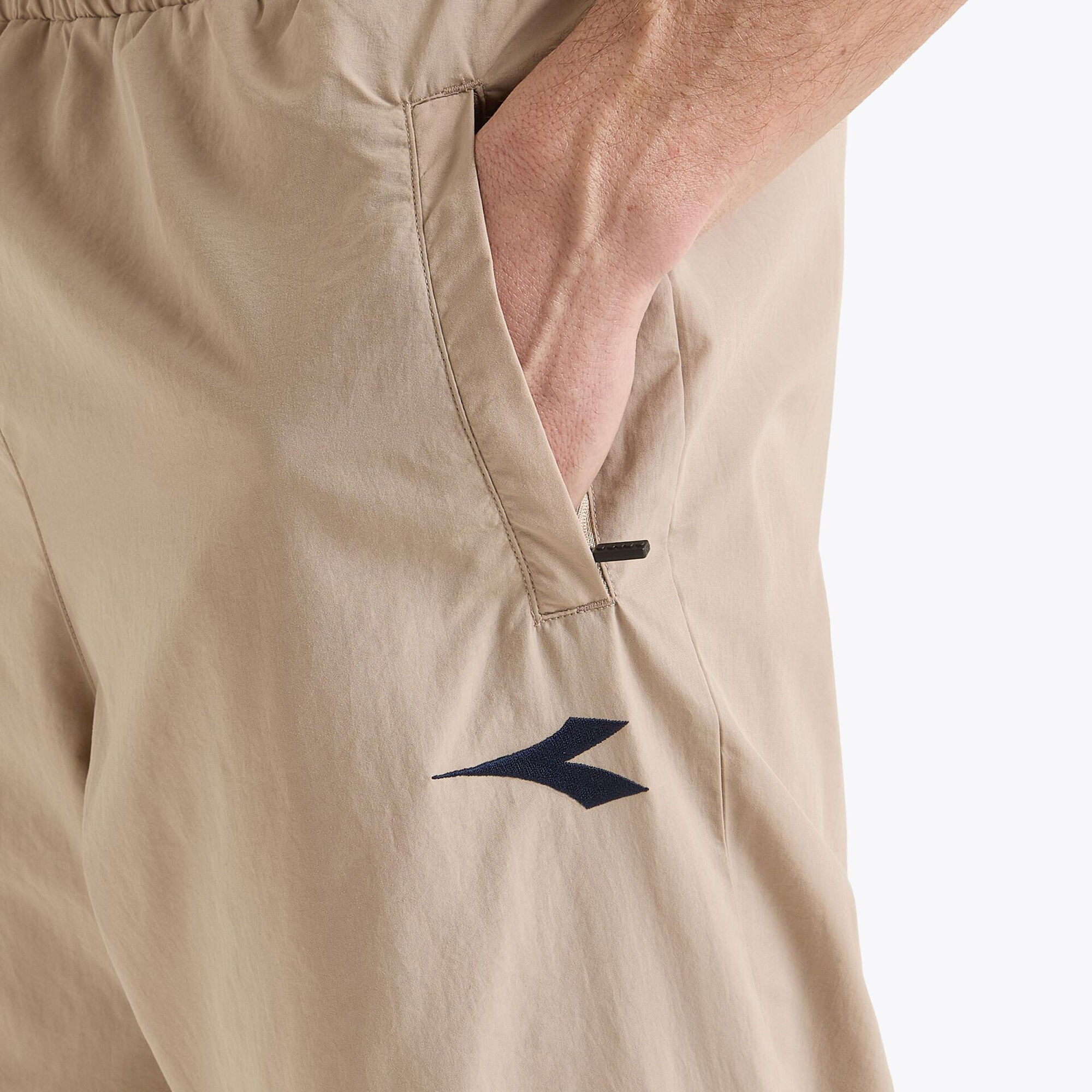 Diadora