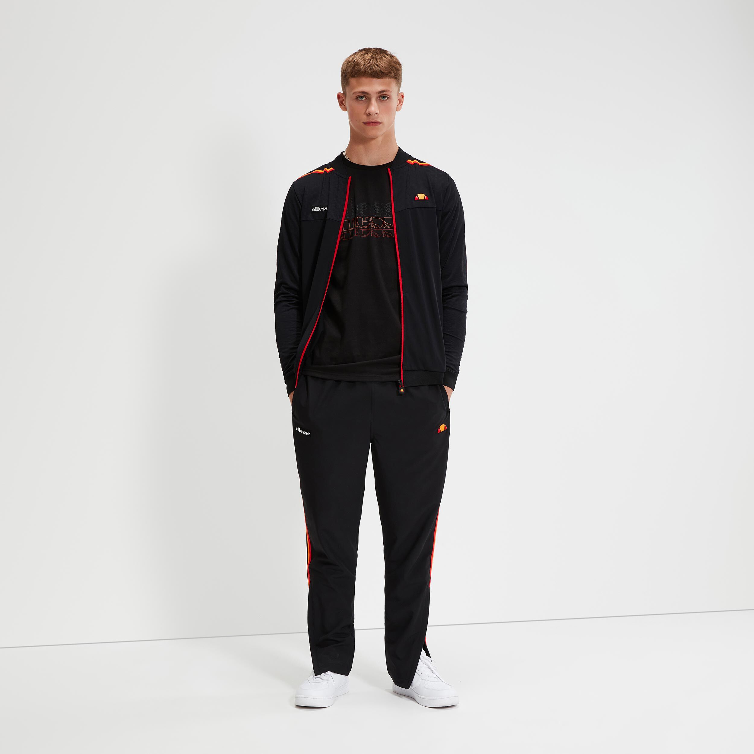 Buy Ellesse Seaton Trainingsbroek Heren Zwart online Tennis Point NL