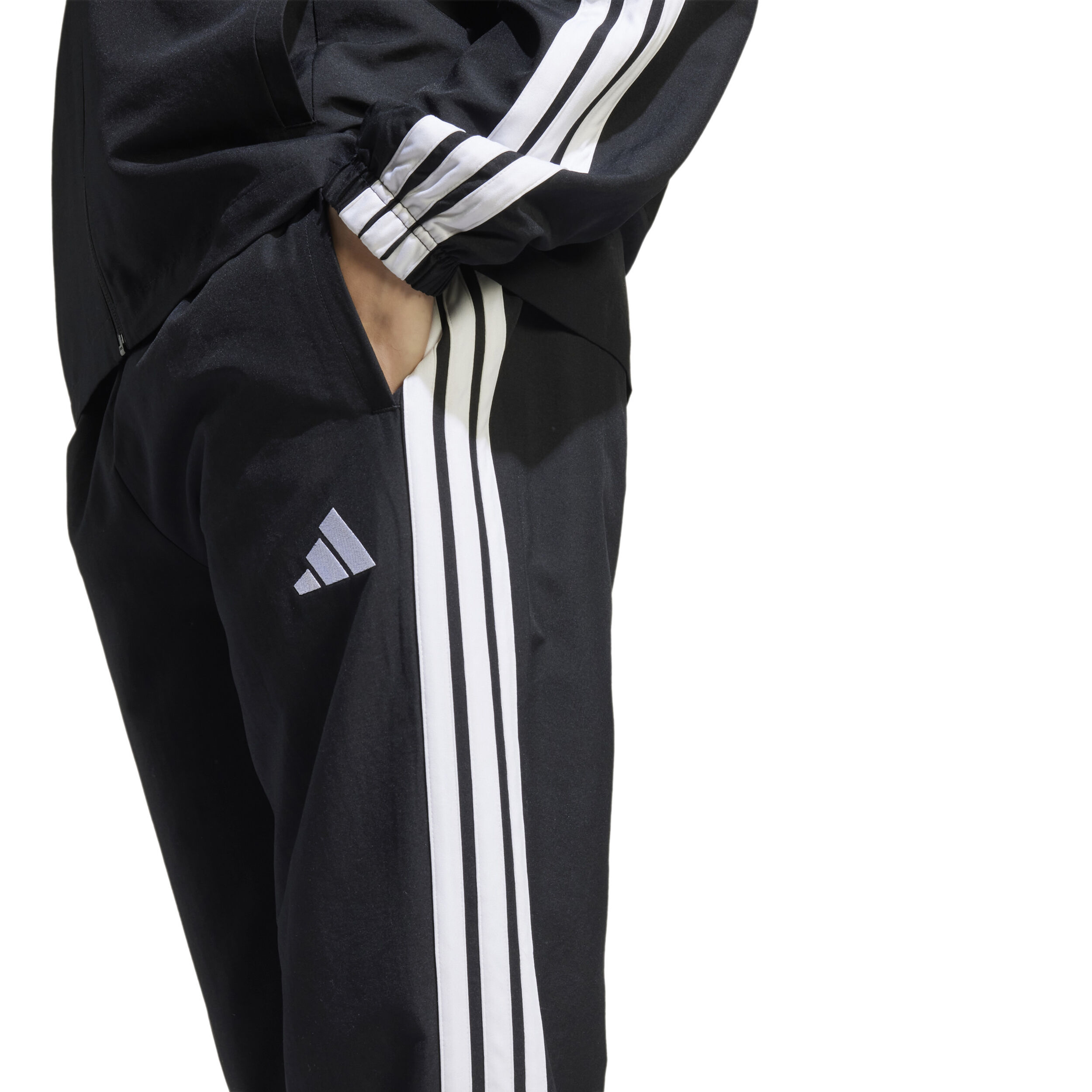 Buy adidas 3 Stripes Woven Trainingspak Heren Zwart online Tennis Point NL