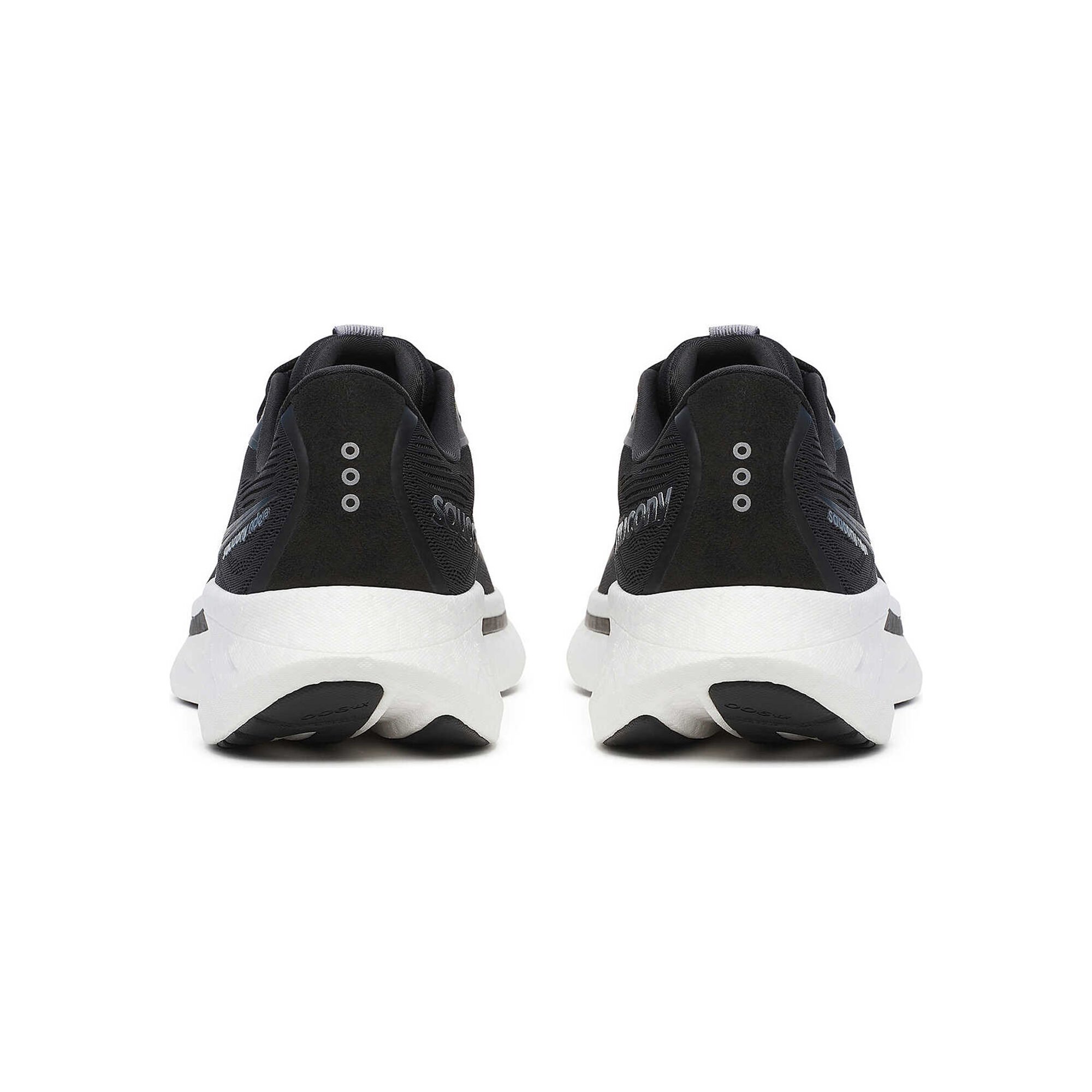 Saucony