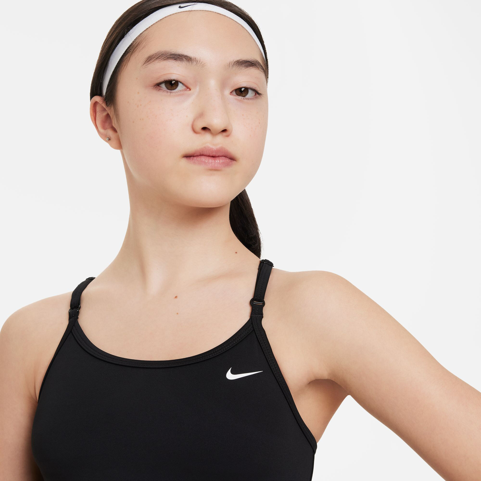 Nike top sport outlet
