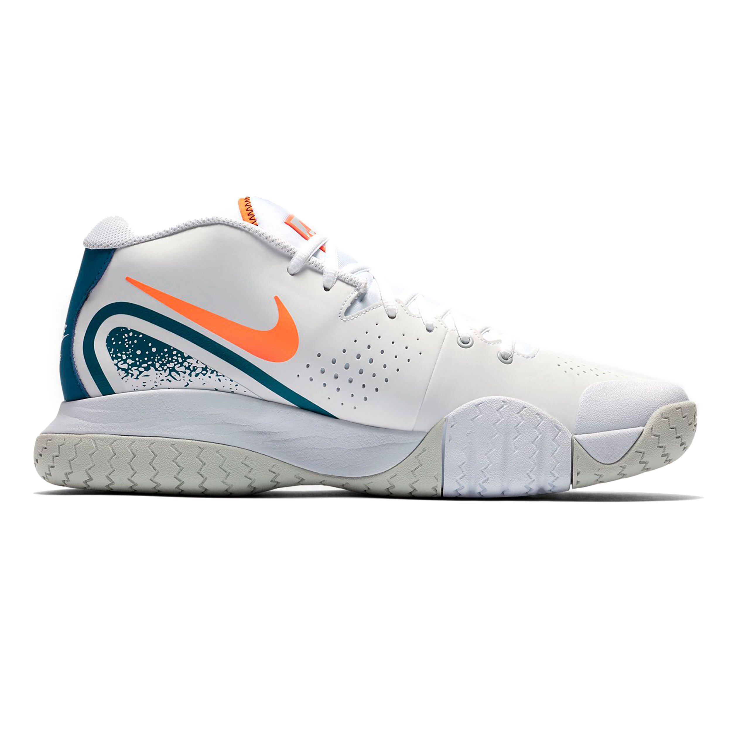 Nikecourt tech shop challenge 20
