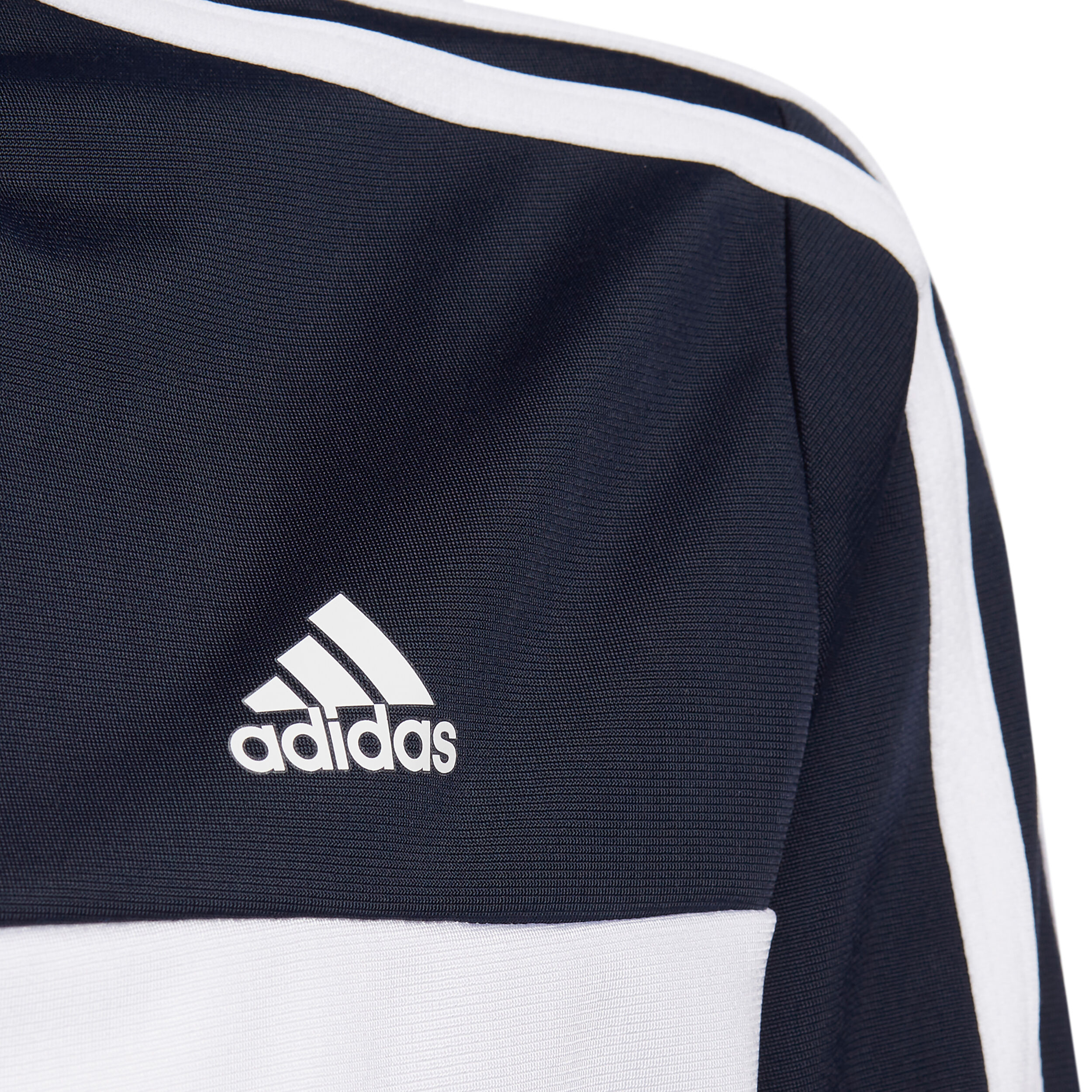 Adidas t16 trainingspak 2025